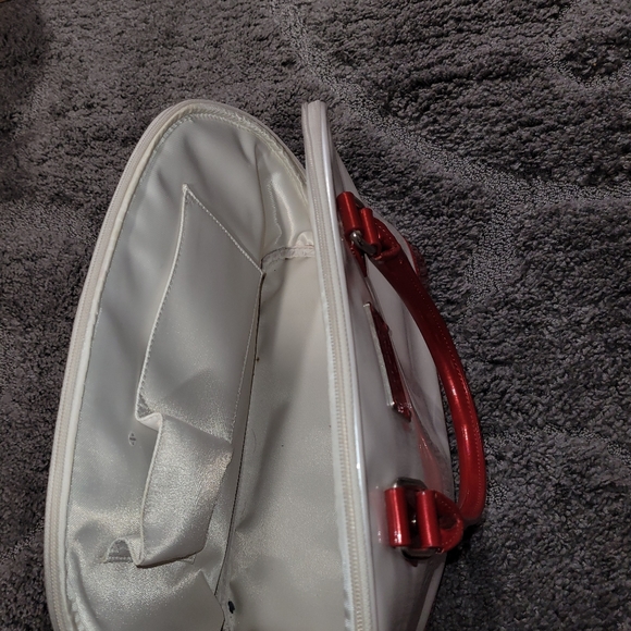 Hello Kitty Sanrio Loungefly Purse - Picture 4 of 9